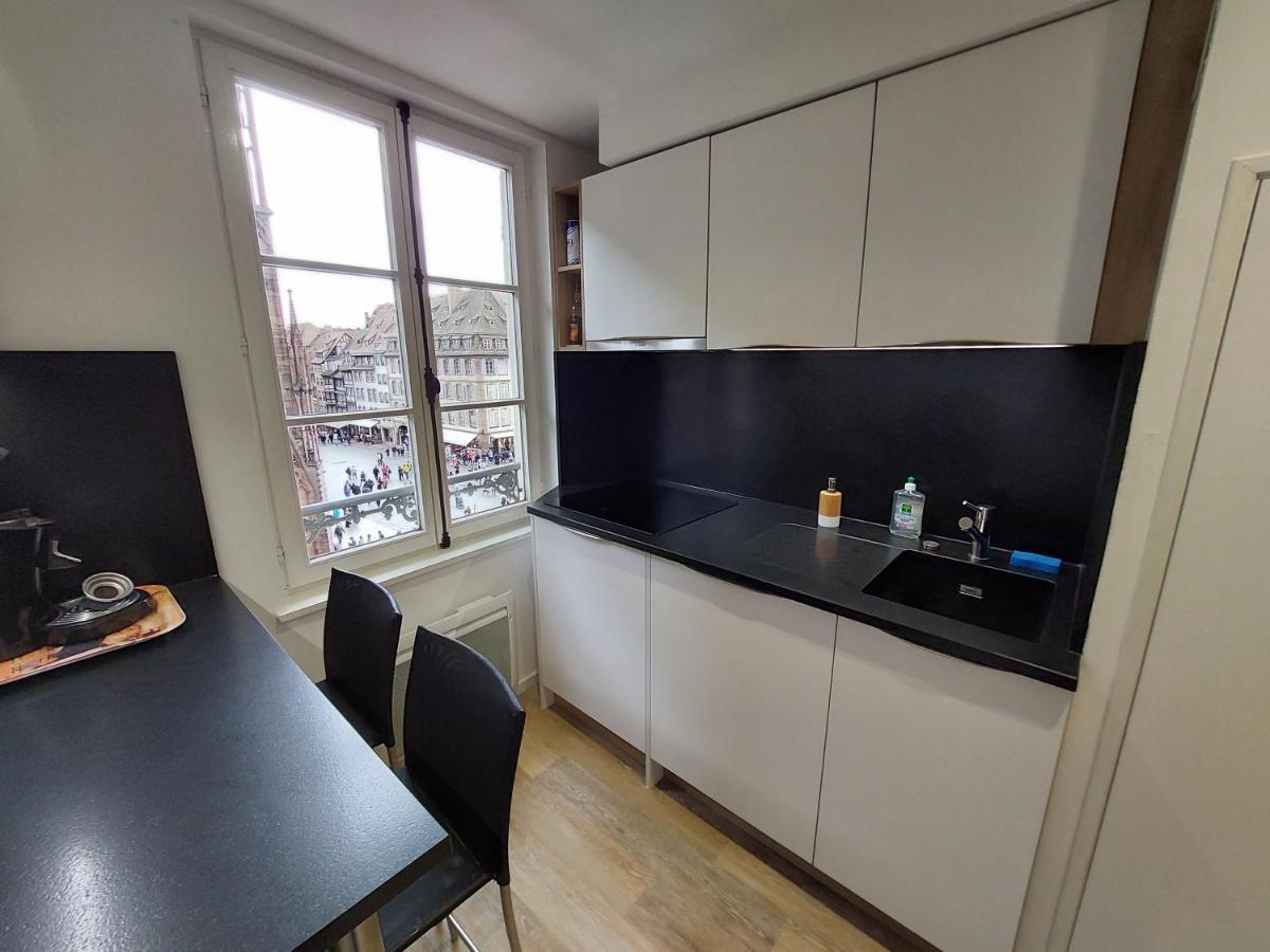 Les Appartements Place De La Cathedrale Strasbourg Exterior photo