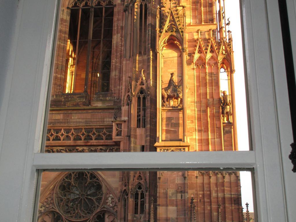 Les Appartements Place De La Cathedrale Strasbourg Exterior photo