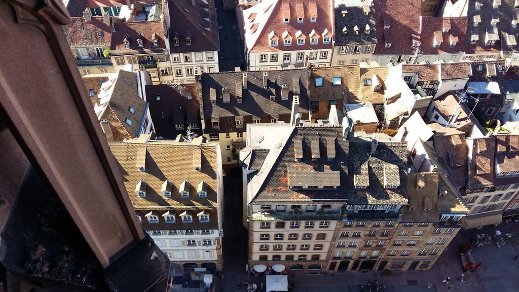 Les Appartements Place De La Cathedrale Strasbourg Exterior photo